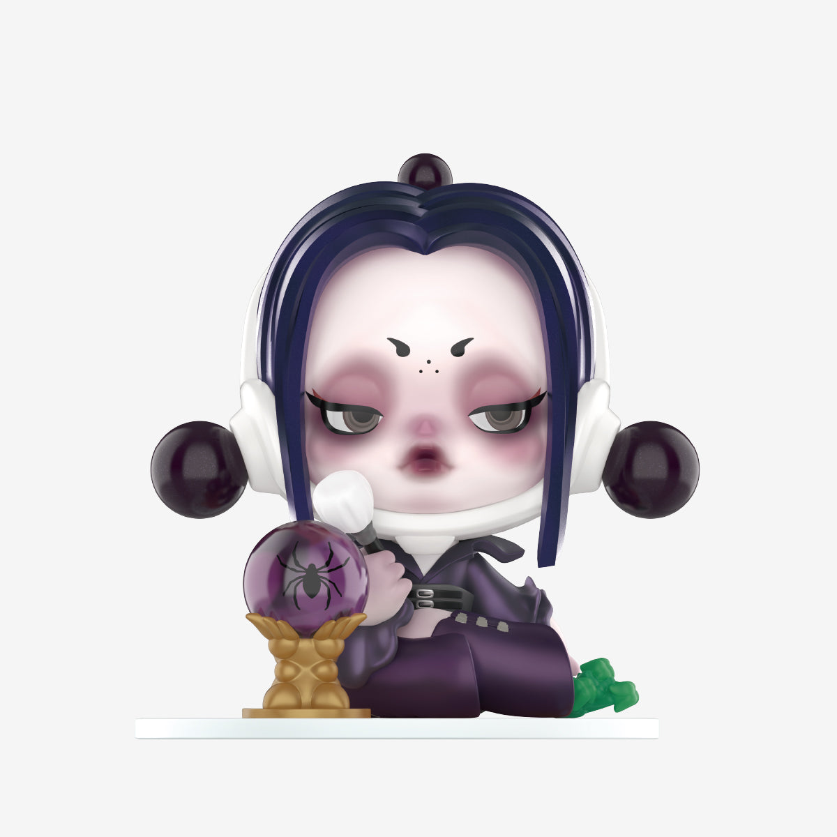 Pop Mart - Skullpanda The Addams Family "Dark Night Morticia"